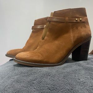Franco Sarto ankle boots gently used. Scuff marks on heels bottom of shoes